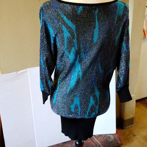 VGUC. Express design studio glittery long top. - Picture 2 of 8